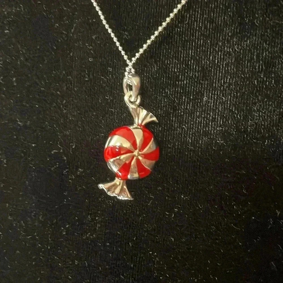 Lauren-Spencer Peppermint Candy Necklace - Picture 4 of 7